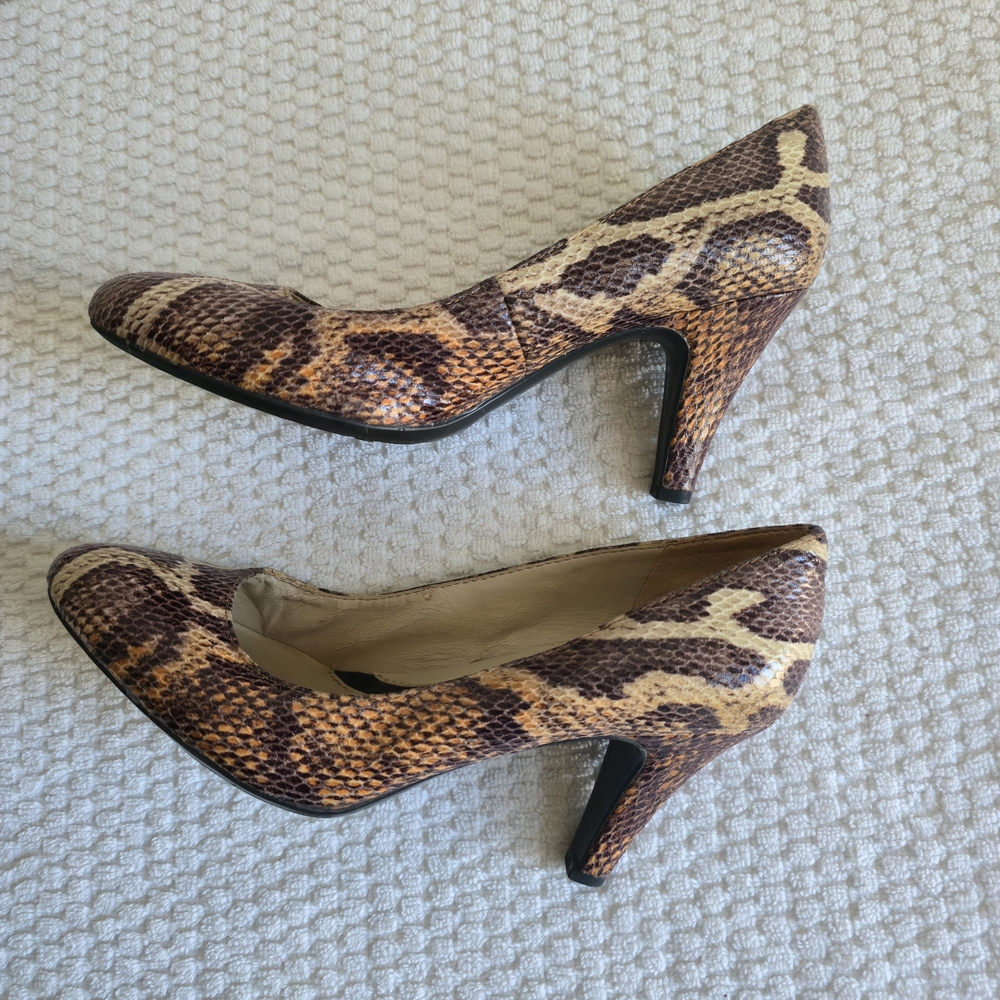 Naturalizer Brown and Tan Snake Print Heels